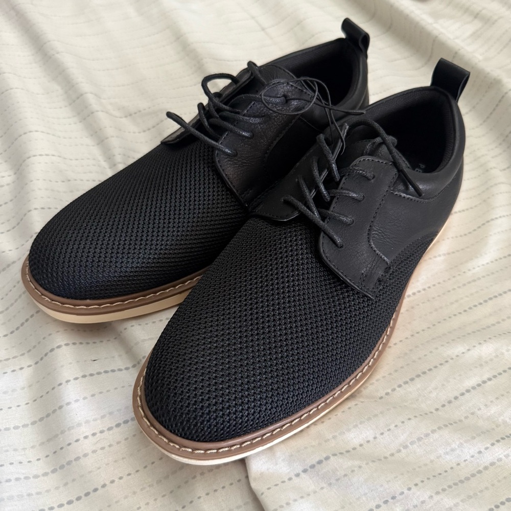 NWOT Perry Ellis Portolio Ultra Foam Black Men's Oxfords Shoes Men's size 7.5